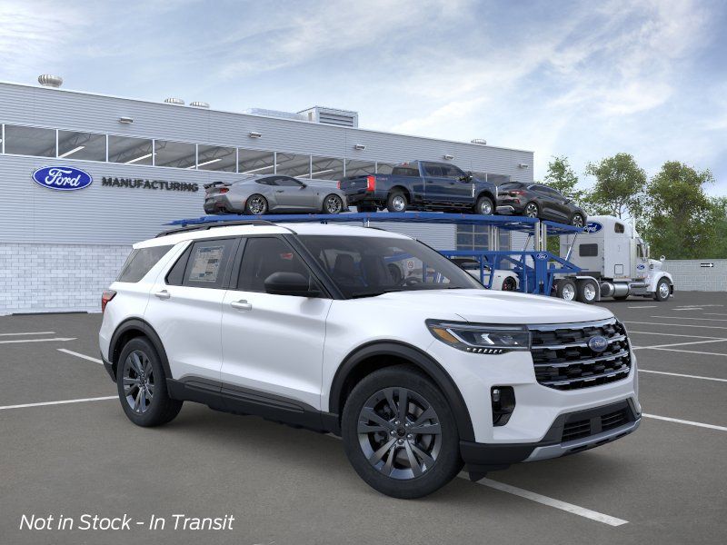 2026 Ford Explorer Active 4WD's photo