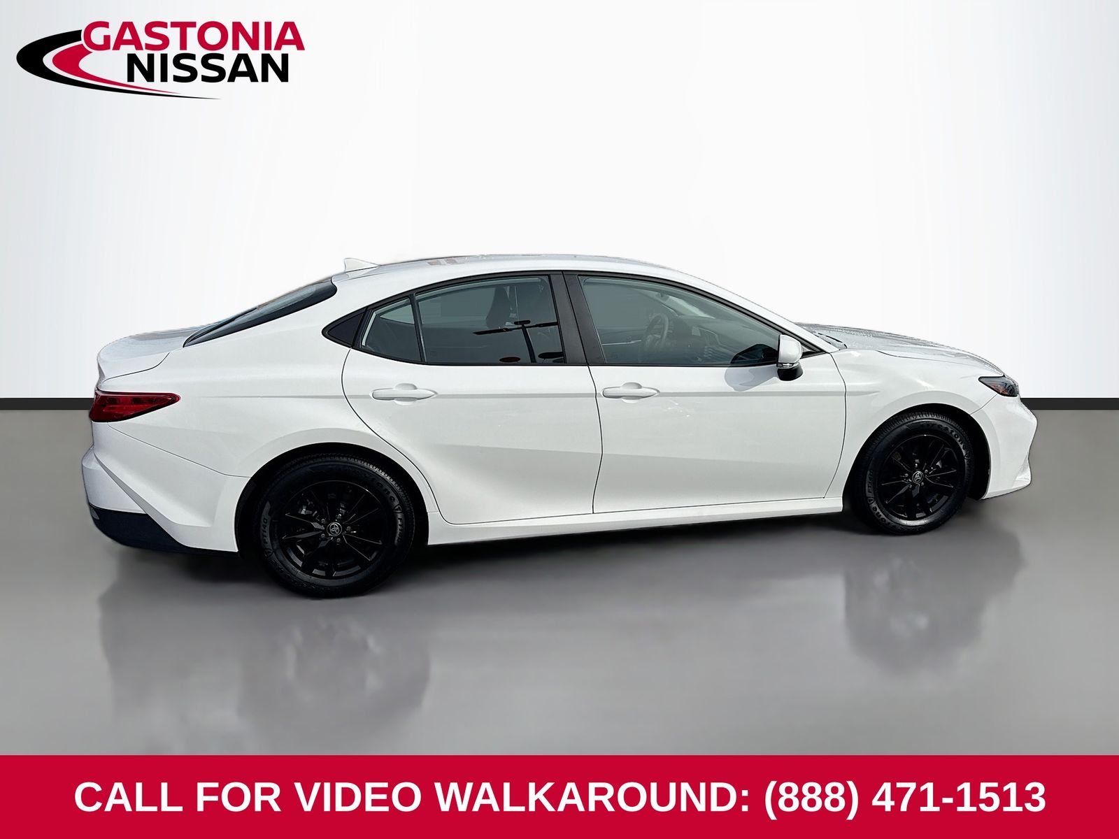 2025 Toyota Camry LE FWD