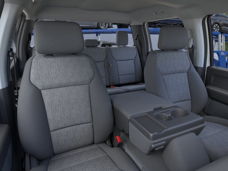 New 2026 Oxford White Ford XL image 10