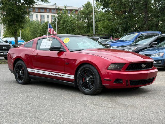 Red Candy Metallic Tinted Clearcoat 2012 Ford Mustang Coupe Rear-Wheel Drive 6-Speed Automatic