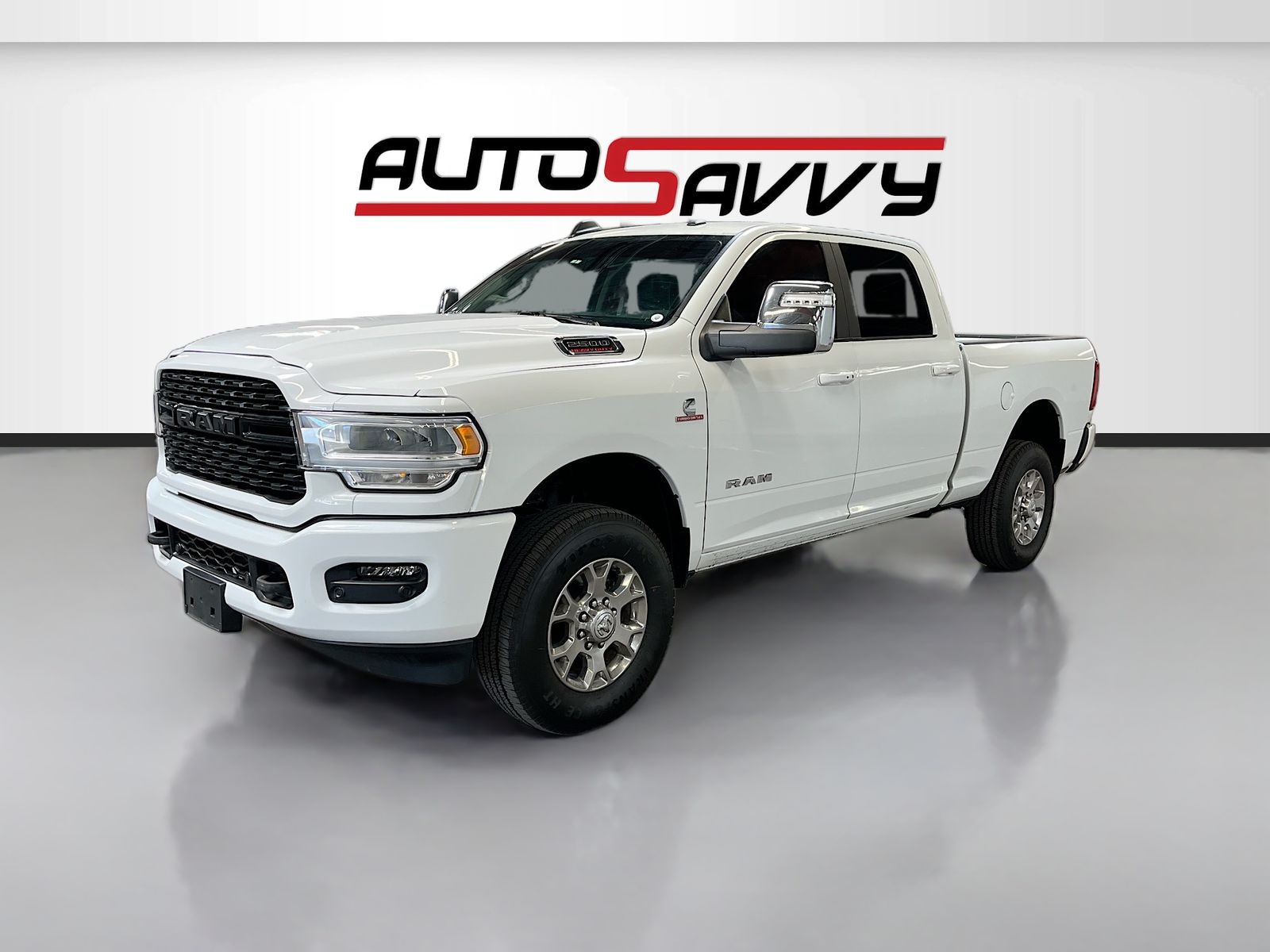 Used 2024 White Ram Laramie image 3