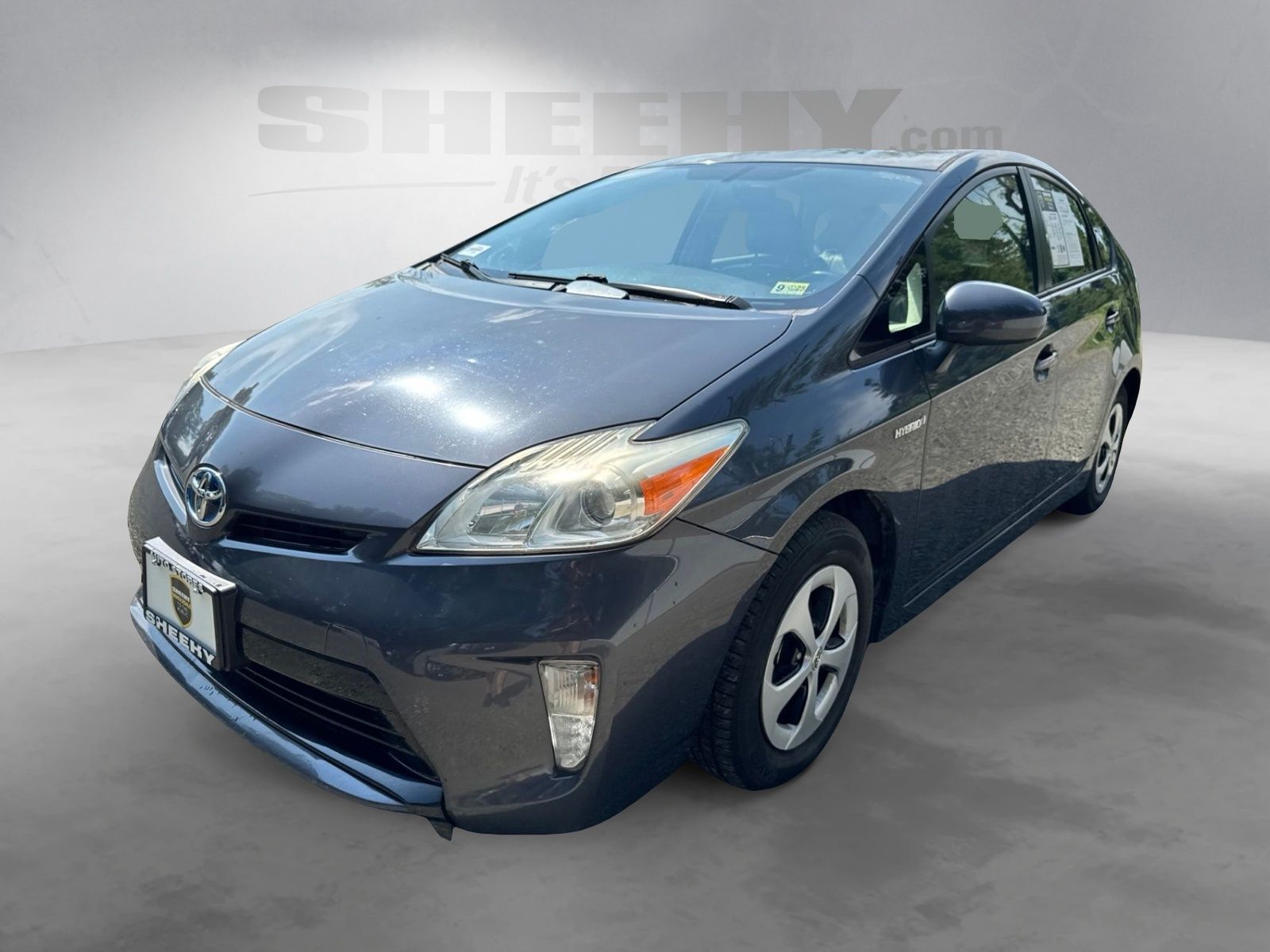 Used 2015 Winter Gray Metallic Toyota Four image 13