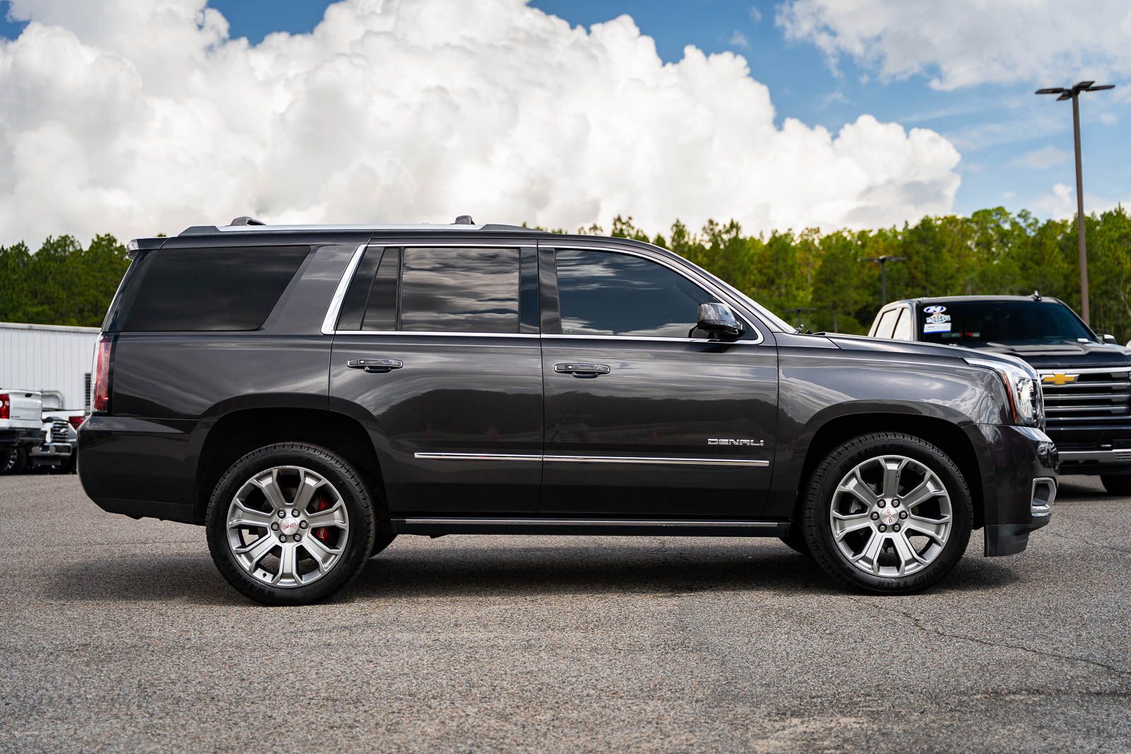 Used 2017 GMC Yukon SUV