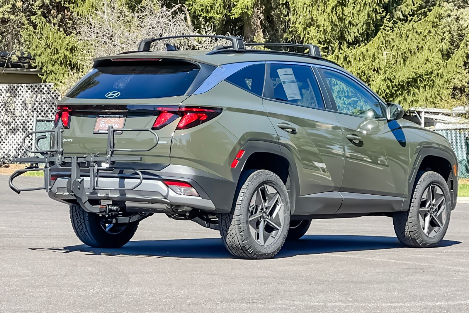 View vehicle photo 4