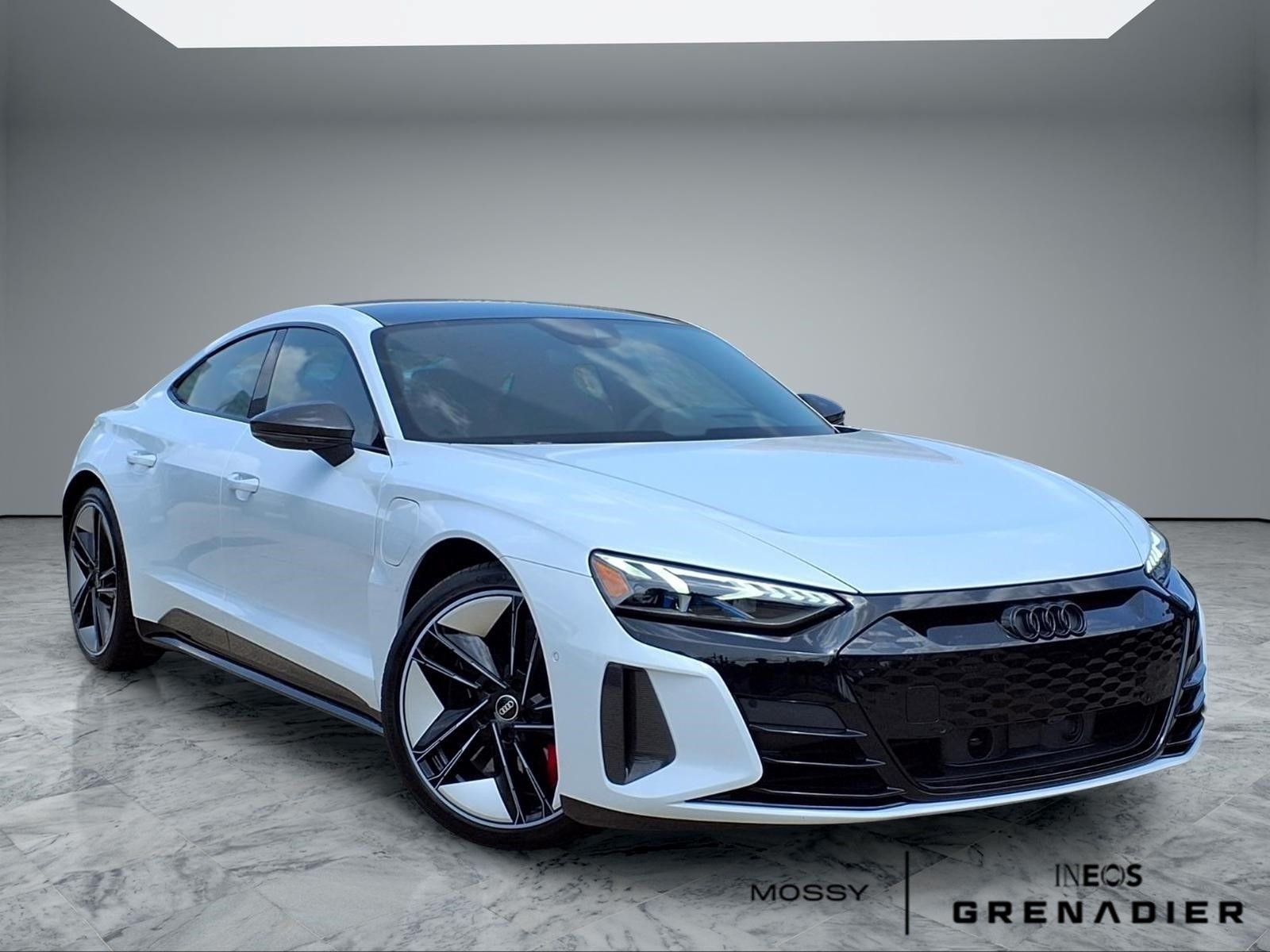  2022 Audi RS e-tron GT quattro AWD   