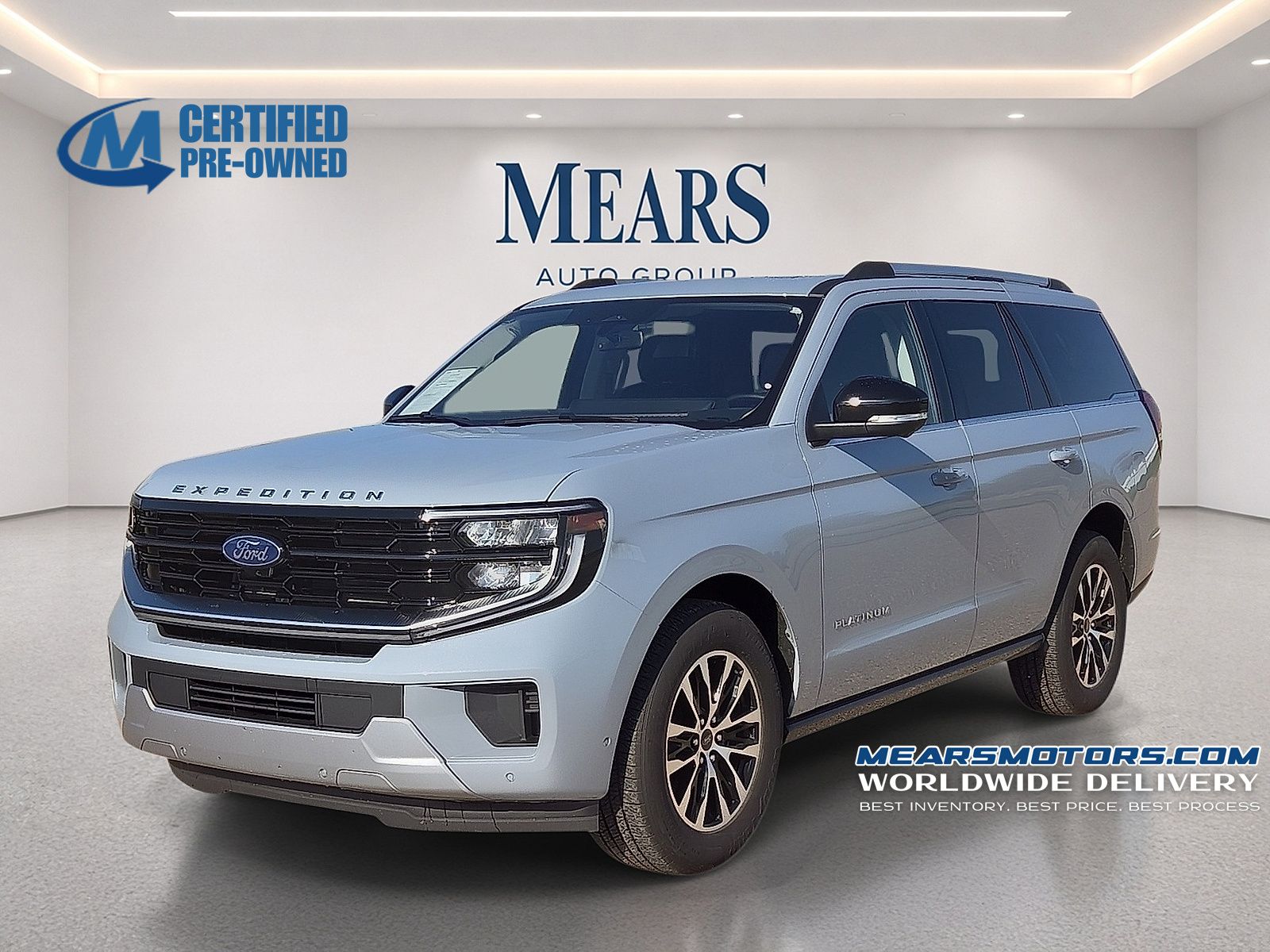 Glacier Gray Metallic TriCoat 2025 Ford Expedition SUV / Crossover Four-Wheel Drive Automatic