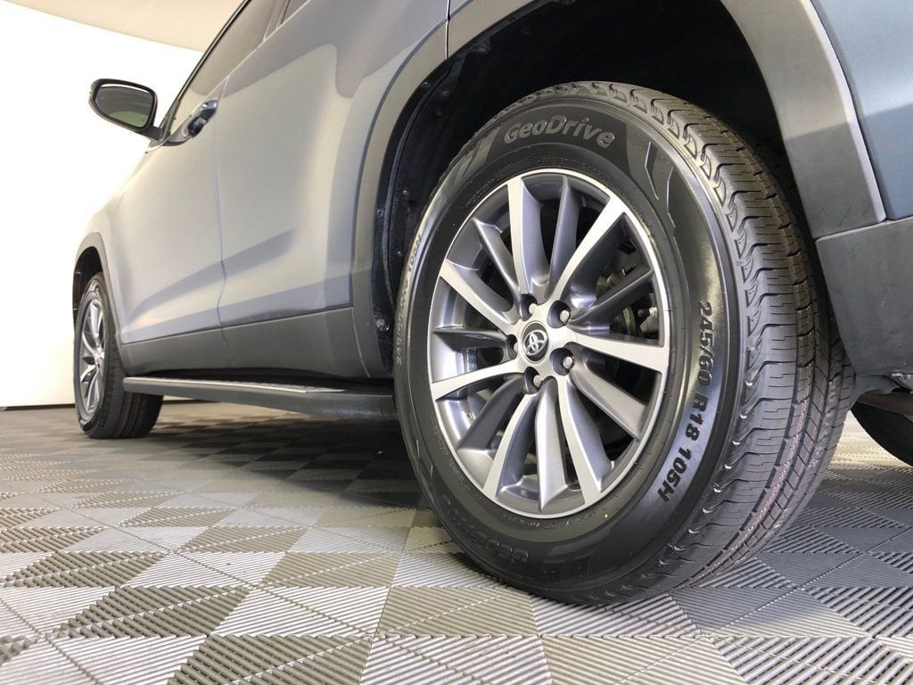 2019 Toyota Highlander XLE 31