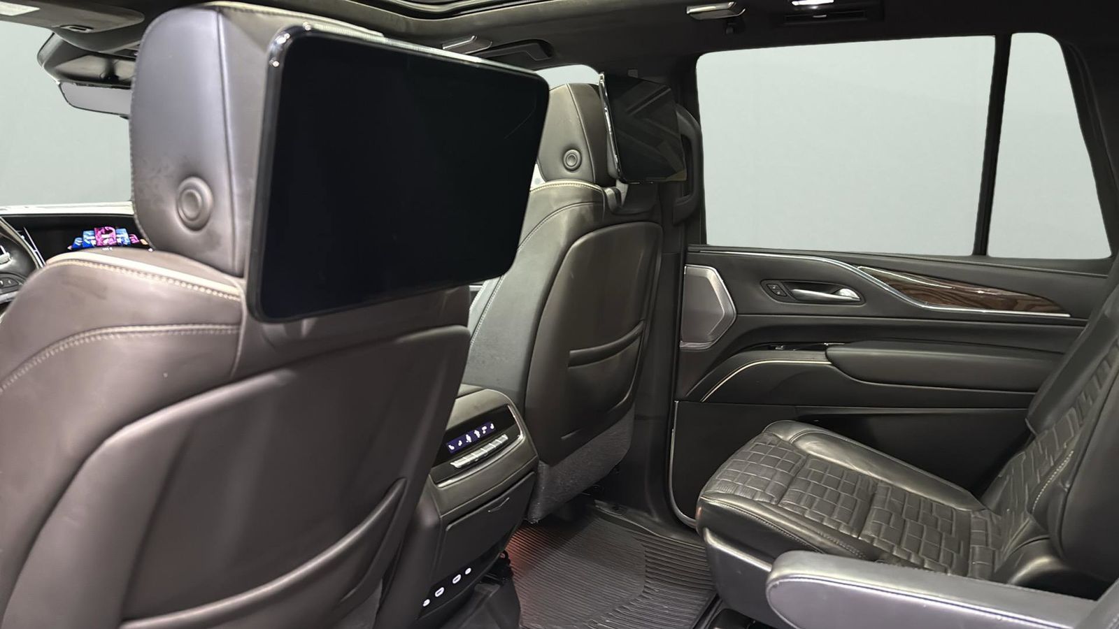 Used Car 2021 Cadillac Escalade  Sport Platinum For Sale Under $50,000 In Austin, Texas