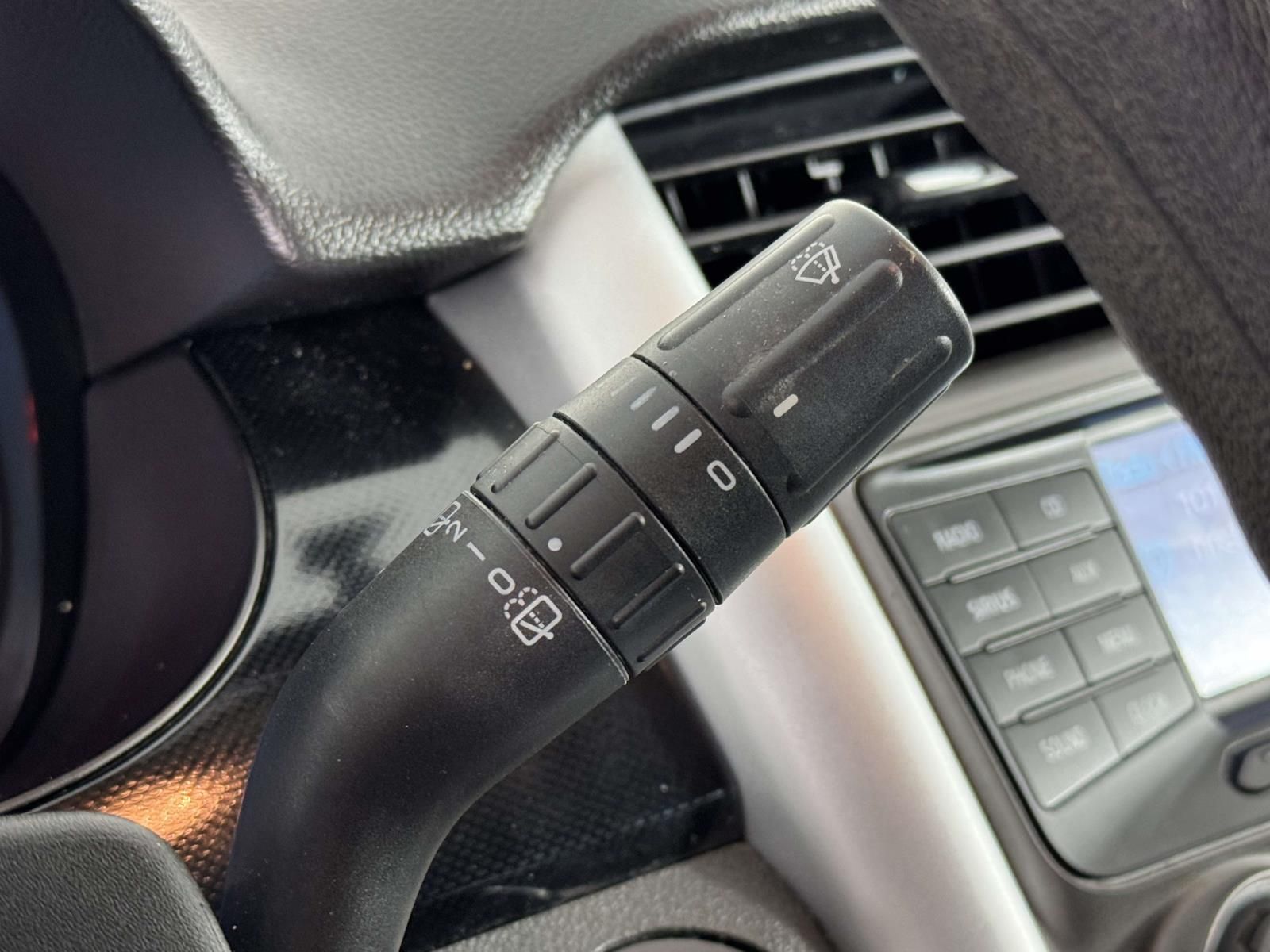Used 2013 Silver Ford SE image 28