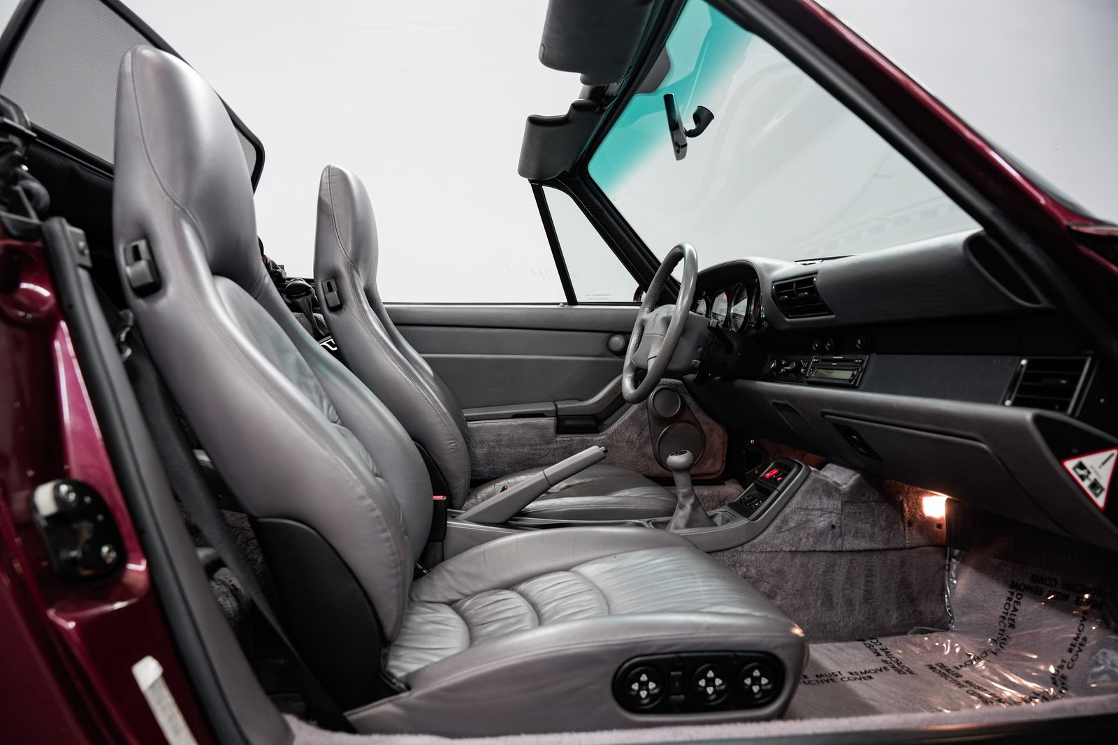 1997 Porsche 911 Carrera — photo 28