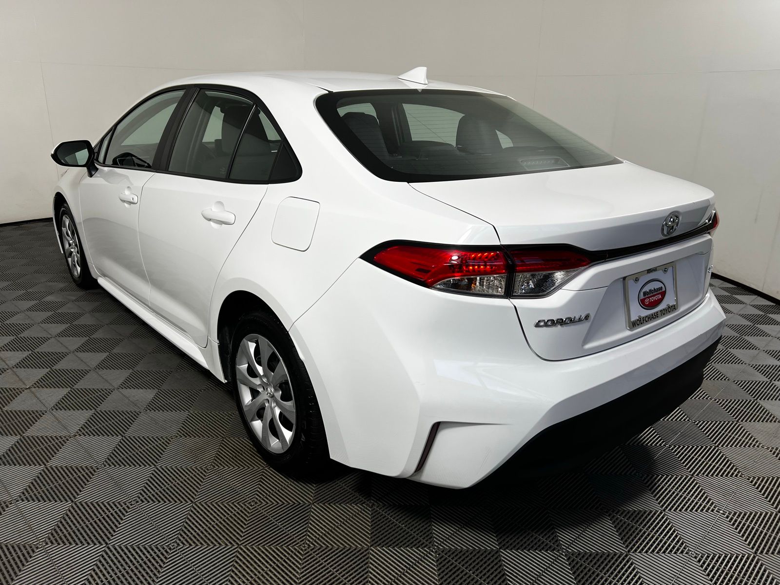 2023 Toyota Corolla LE 7