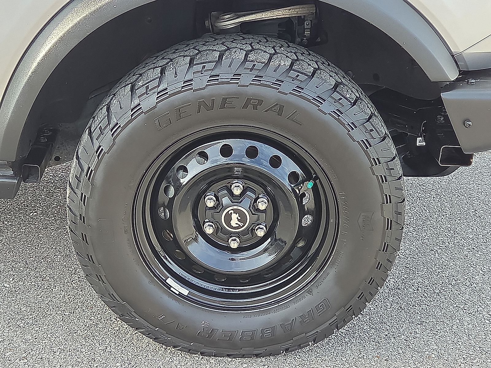 View vehicle photo 7