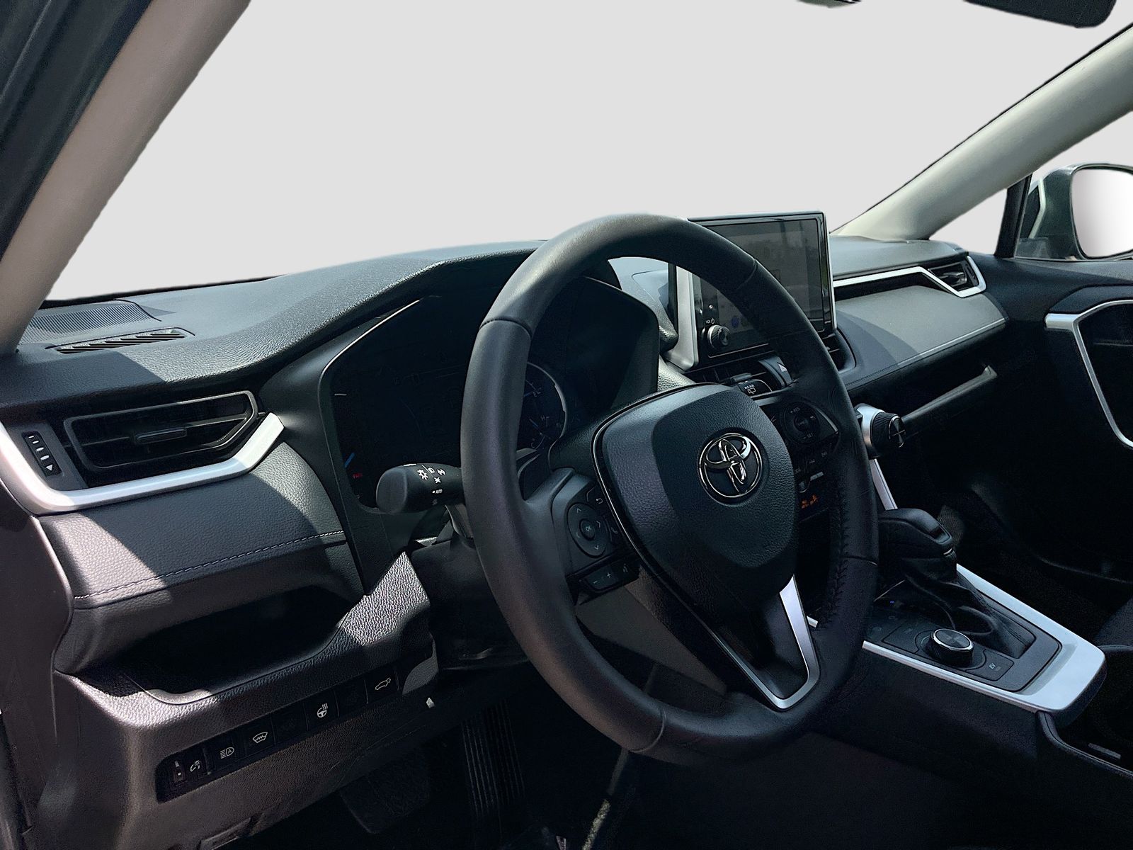Used 2025 Gray Toyota XLE image 9
