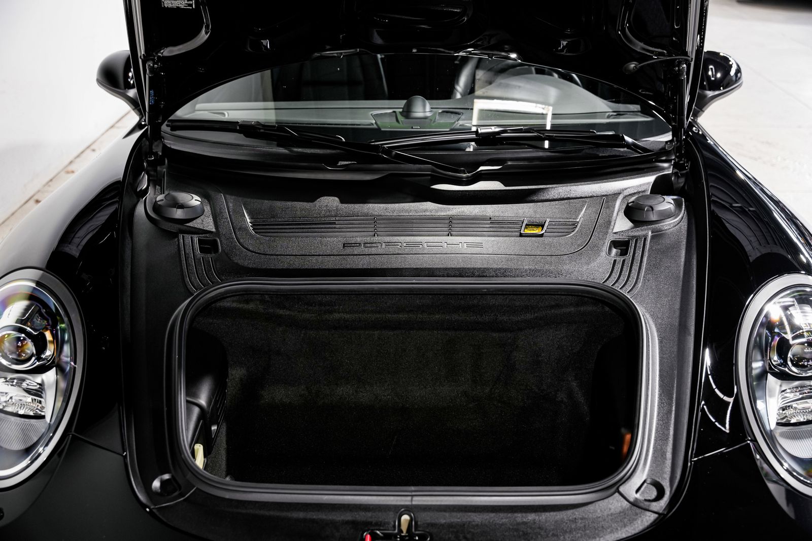 2015 Porsche 911 Targa 4S — photo 40