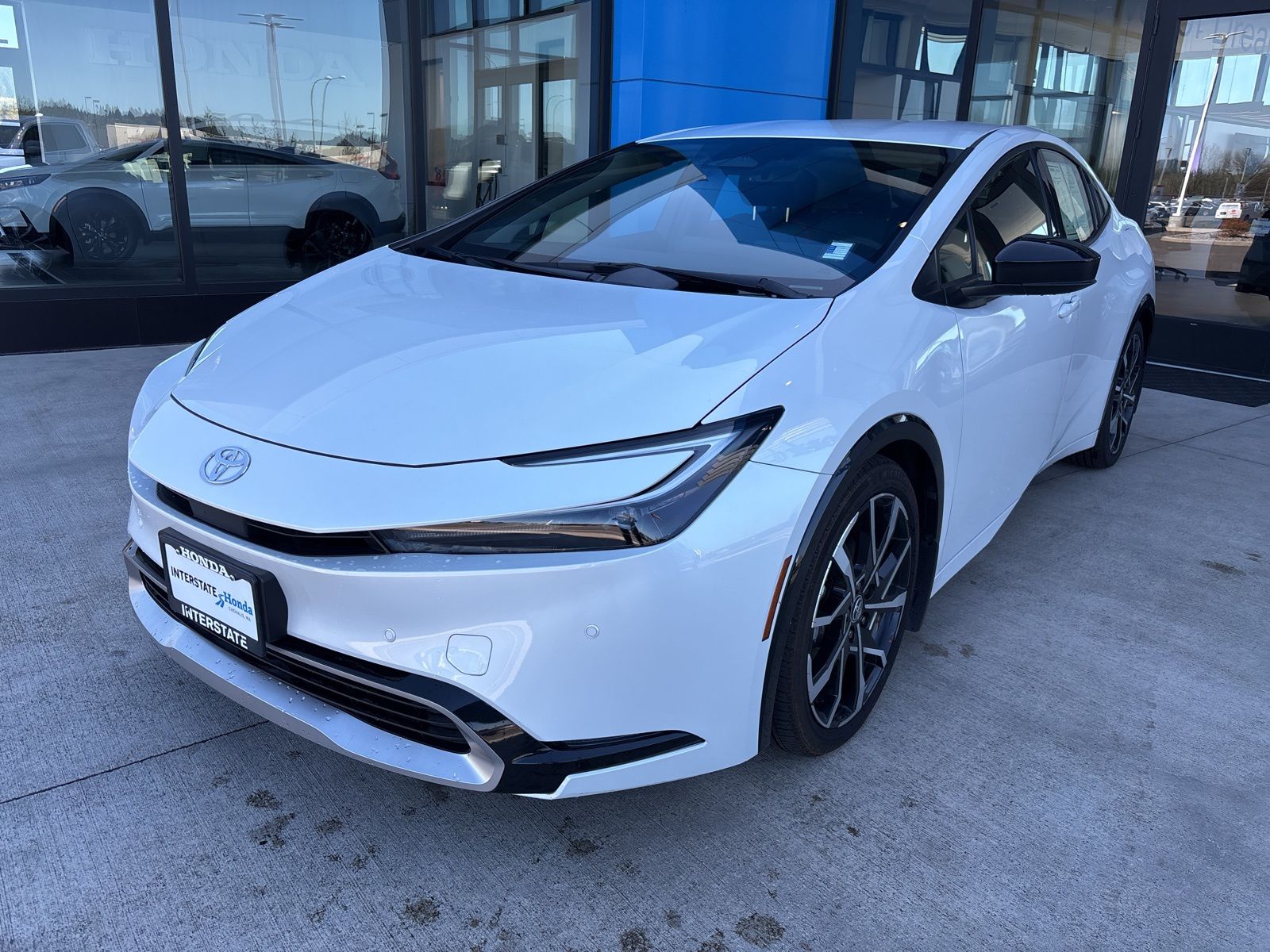 White (Wind Chill Pearl) 2023 Toyota Prius Prime XSE FWD Hatchback Front-Wheel Drive Continuously Variable Transmission