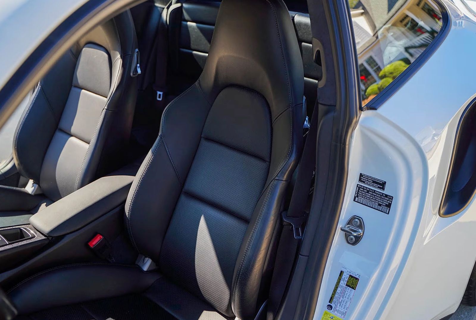2014 Porsche 911 Turbo S — photo 2