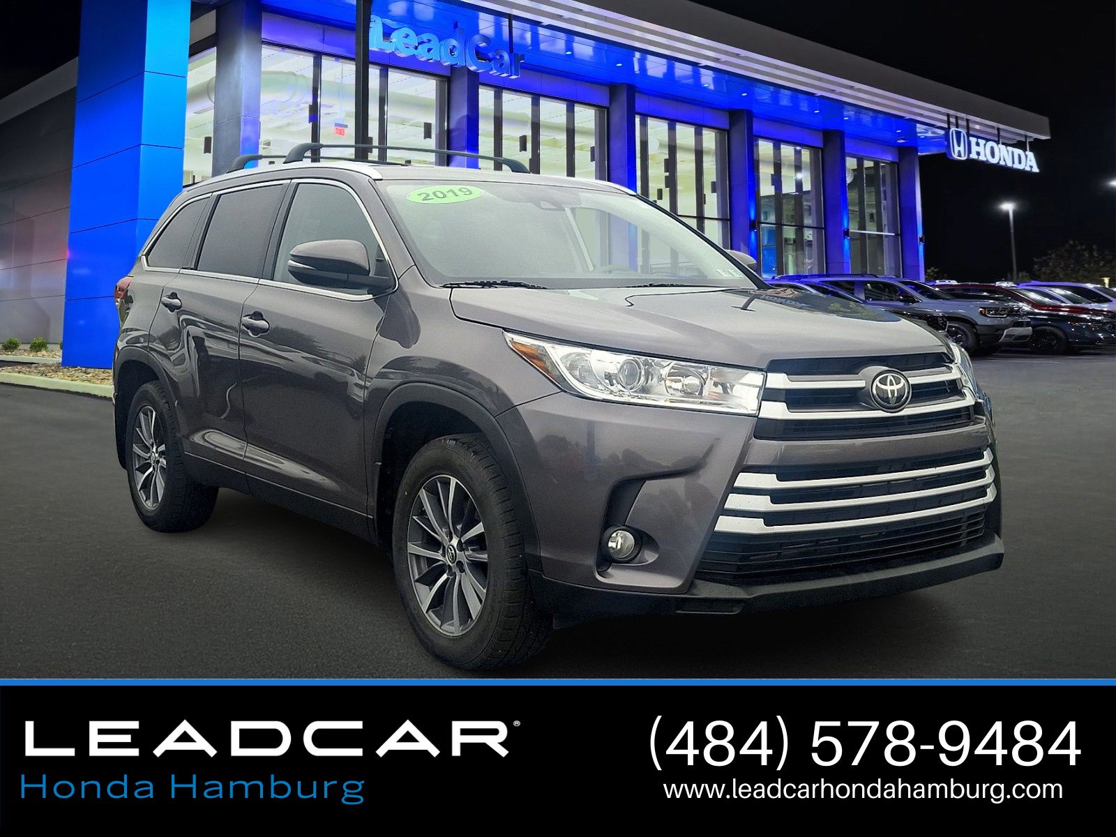 Predawn Gray Mica 2019 Toyota Highlander SUV / Crossover All-Wheel Drive 8-Speed Automatic