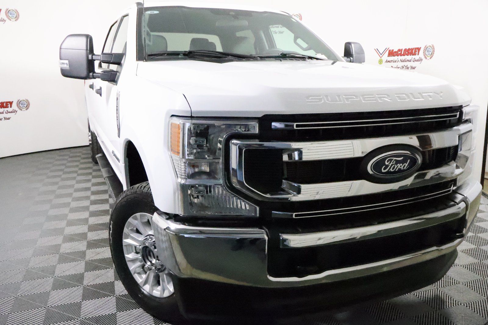 2022 Ford F-350SD XLT photo