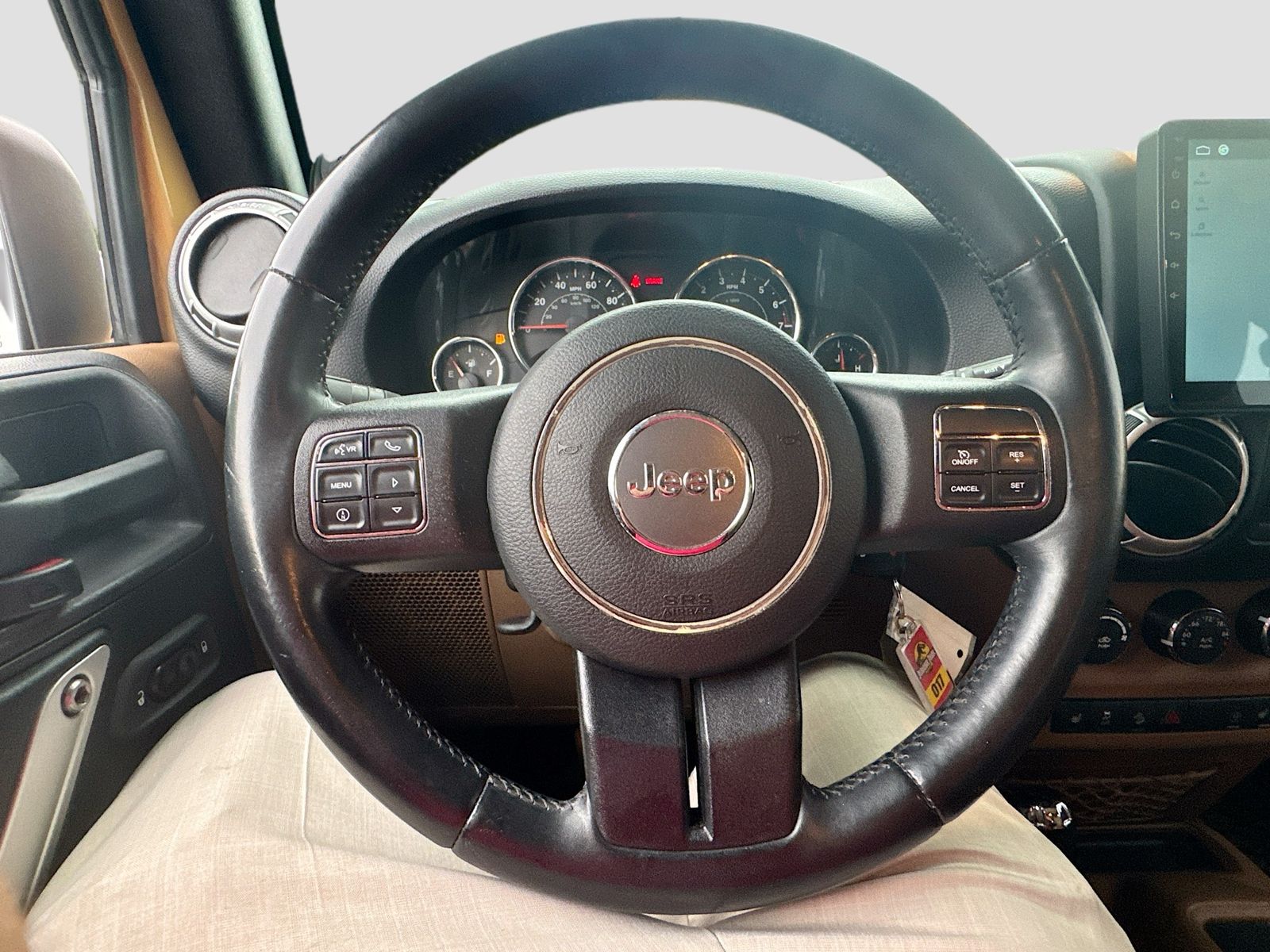 Used 2013 Beige Jeep Unlimited Sahara image 11