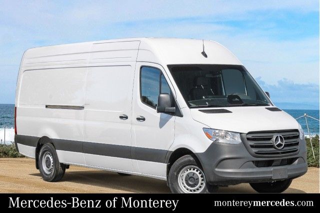 2025 Mercedes-Benz Sprinter Cargo Van Base's photo
