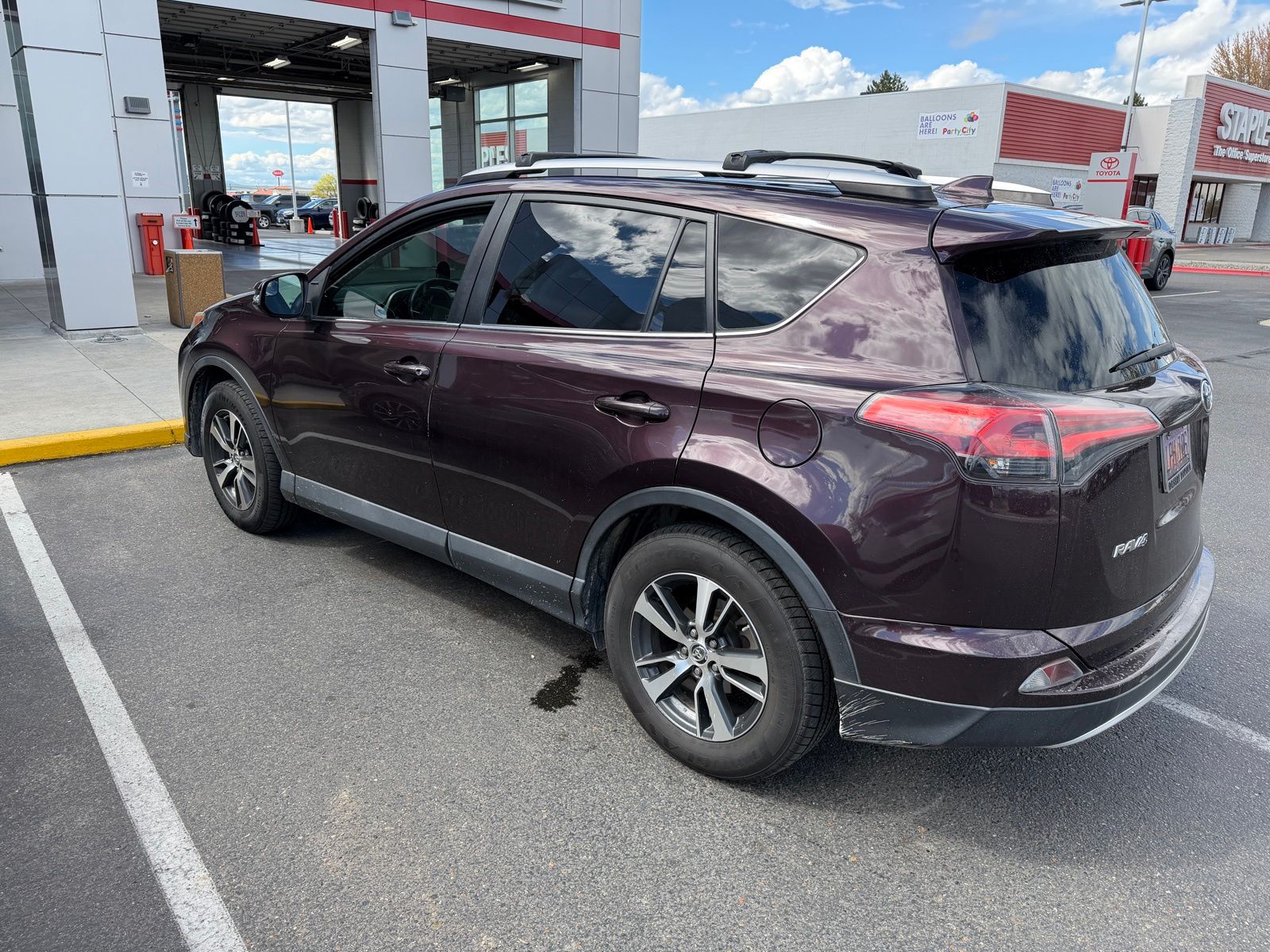 Black Currant 2016 Toyota RAV4 XLE SUV / Crossover Front-Wheel Drive 6-Speed Automatic