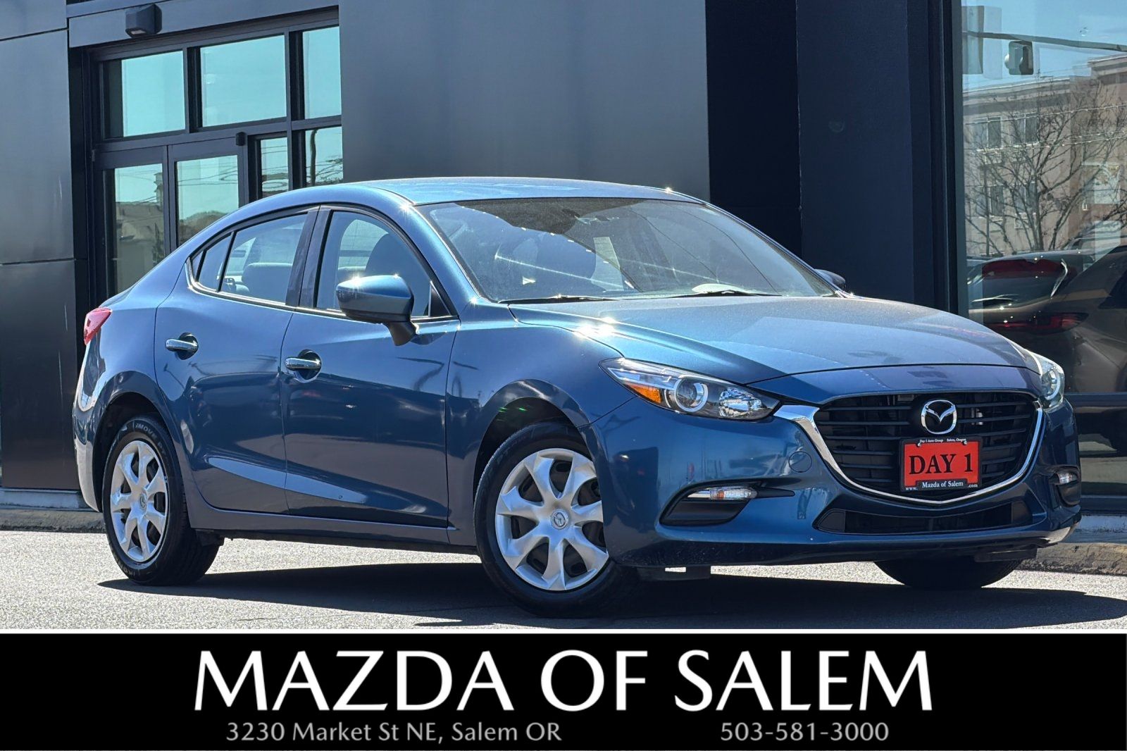 Eternal Blue Mica 2017 Mazda MAZDA3 Sedan Front-Wheel Drive 6-Speed Automatic