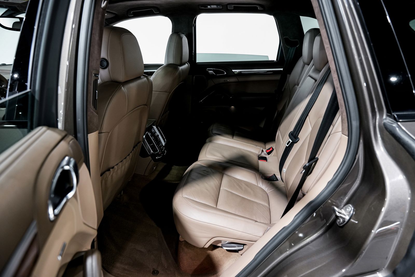 2013 Porsche Cayenne Turbo — photo 38