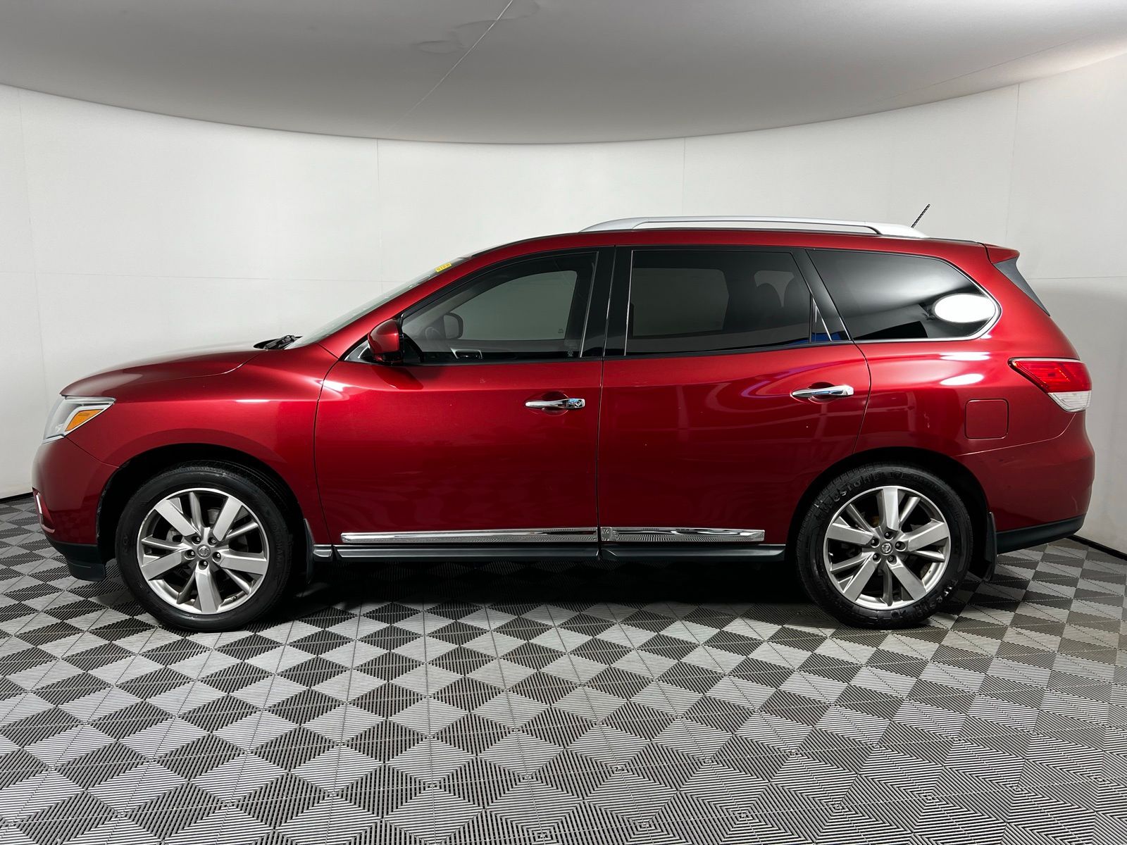 2013 Nissan Pathfinder Platinum 5