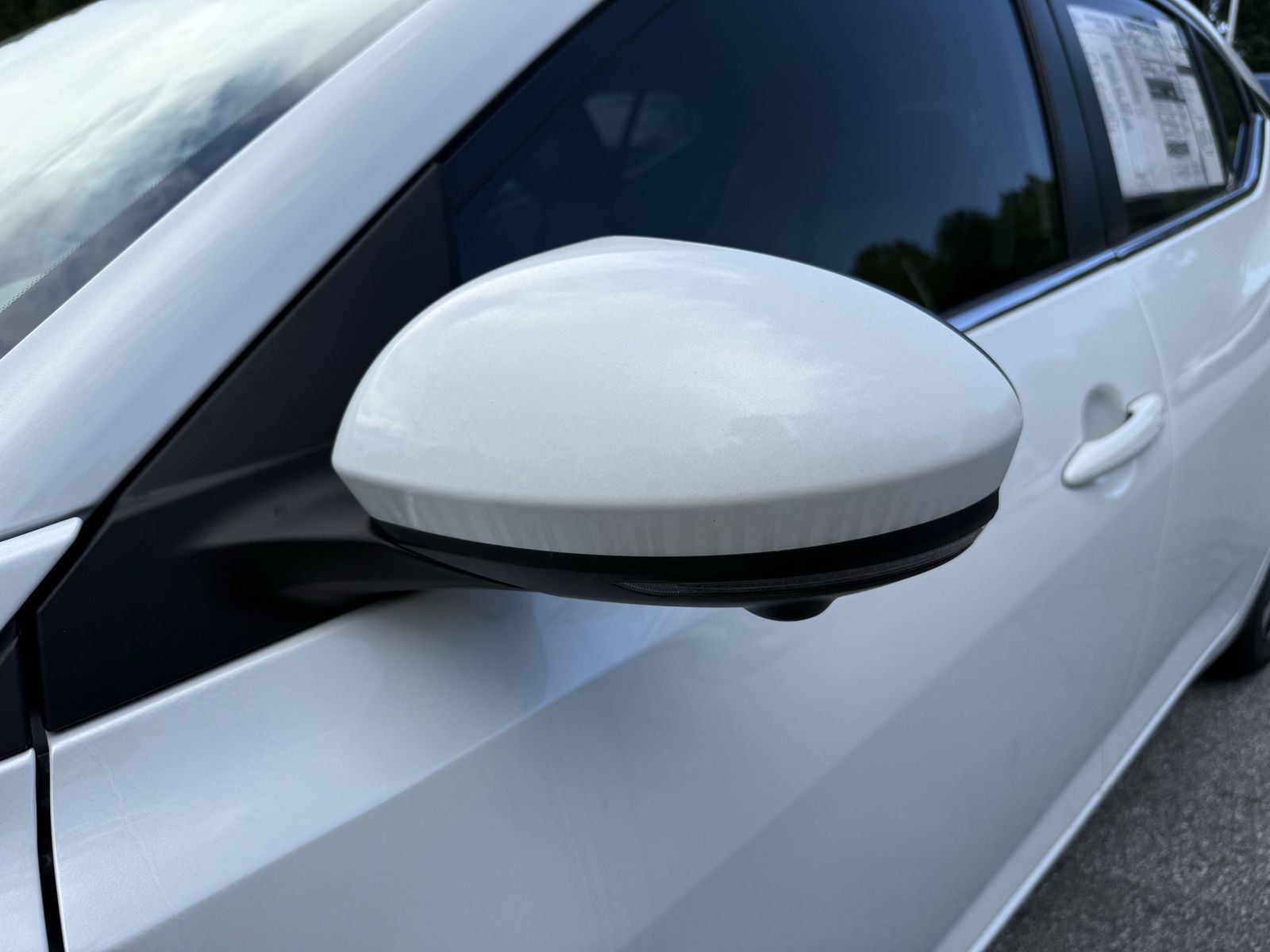 2025 Nissan Sentra SV photo 29