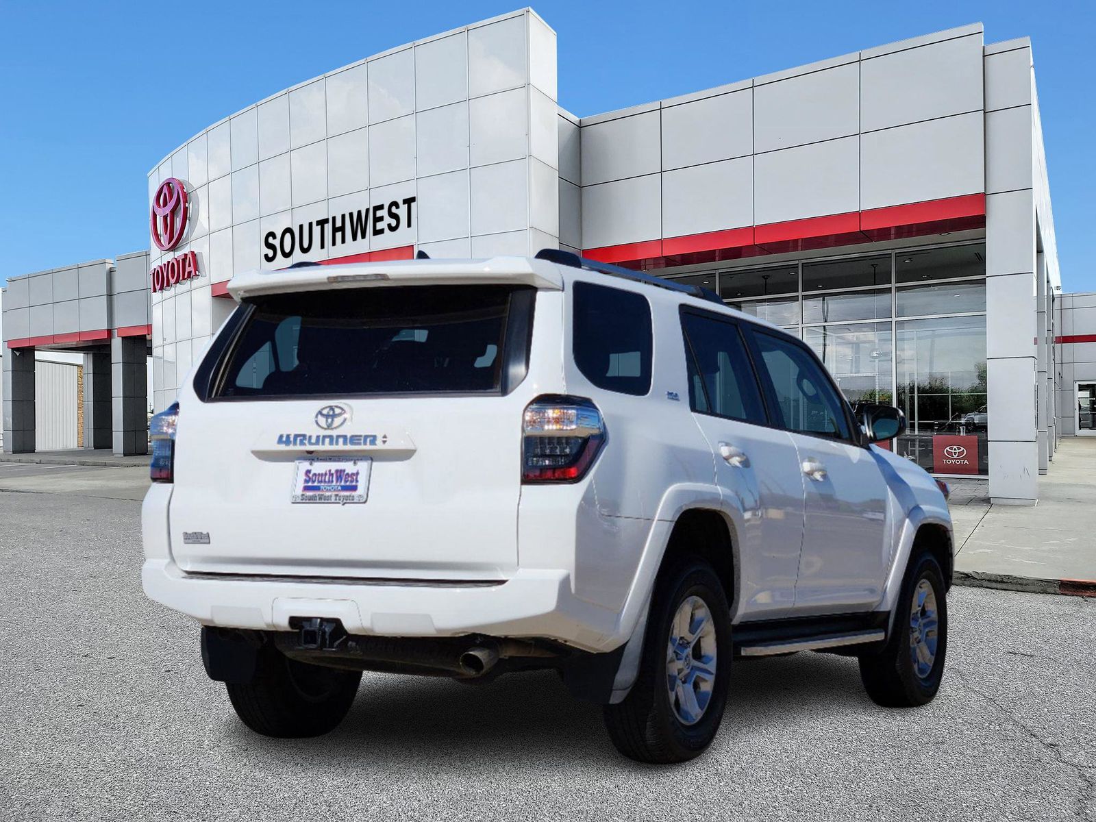 2023 Toyota 4Runner SR5 5