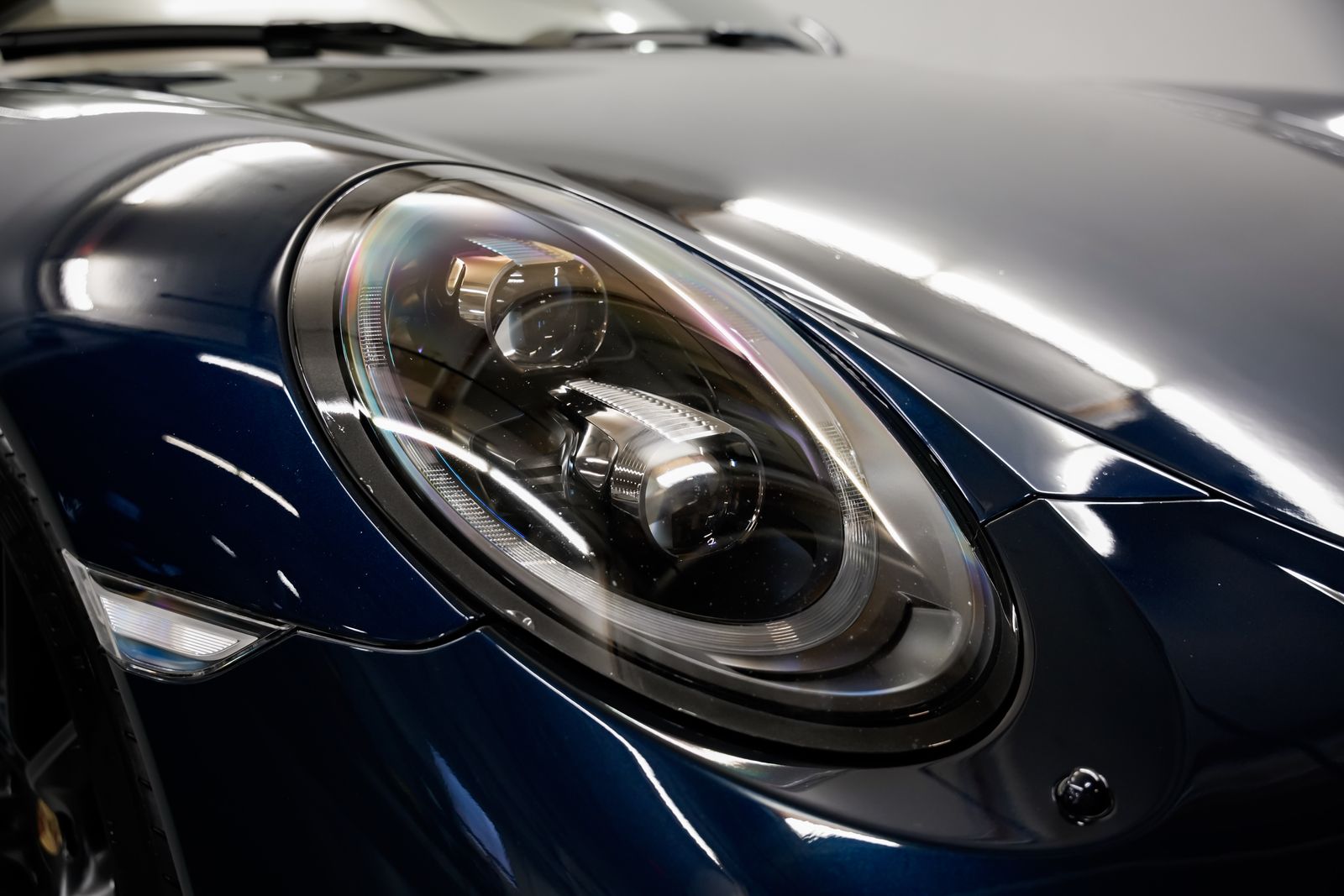 2017 Porsche 911 Carrera — photo 38