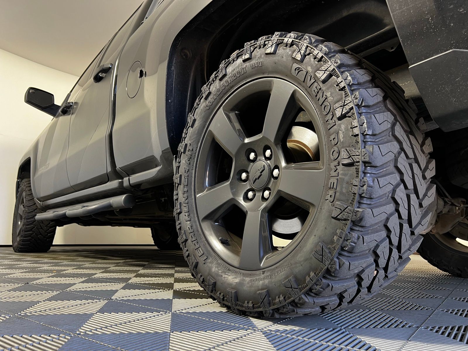 Thumbnail: 2017 Chevrolet Silverado 1500 - 9