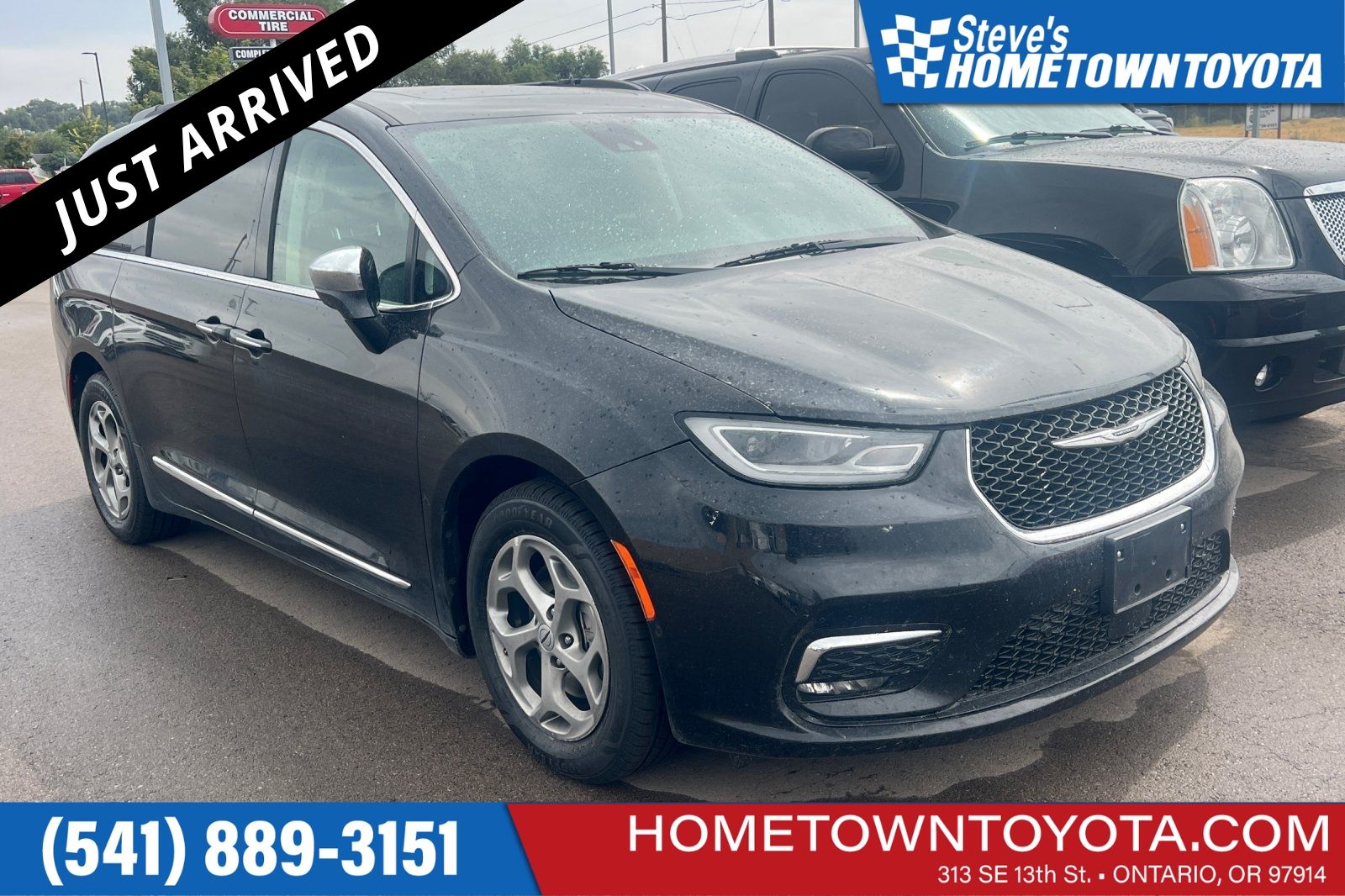  2022 Chrysler Pacifica Limited FWD   