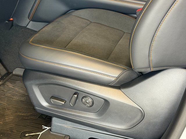 New 2026 Space White Metallic Ford Tremor image 24