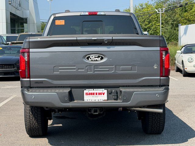 New 2026 Carbonized Gray Metallic Ford XLT image 5