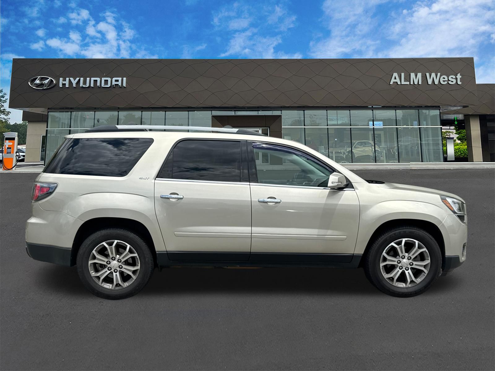 Used 2016 Silver GMC SLT-1 image 4