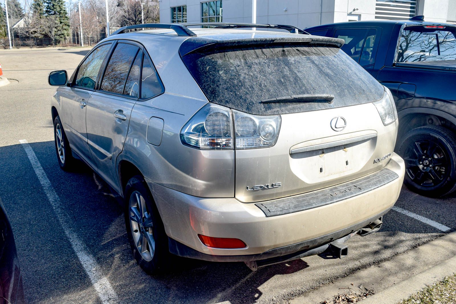 View vehicle photo 6