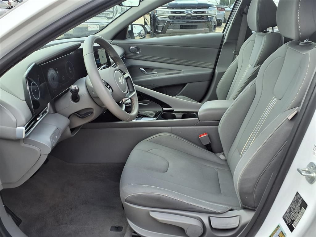 2025 Hyundai Elantra SEL Convenience White at DeMontrond Gulf Freeway