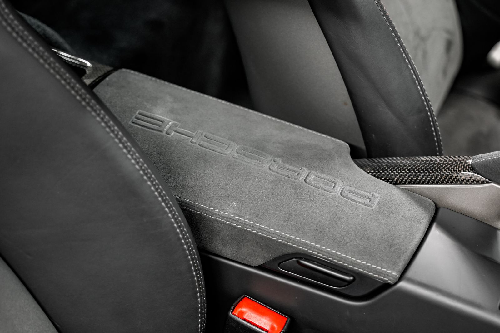 2010 Porsche 911 GT3 — photo 28
