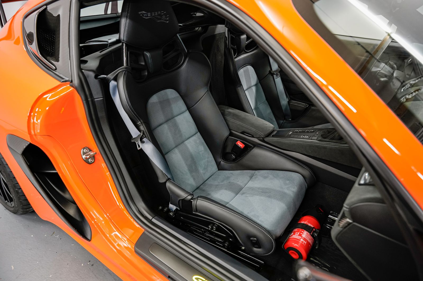 2023 Porsche 718 Cayman GT4 RS — photo 23