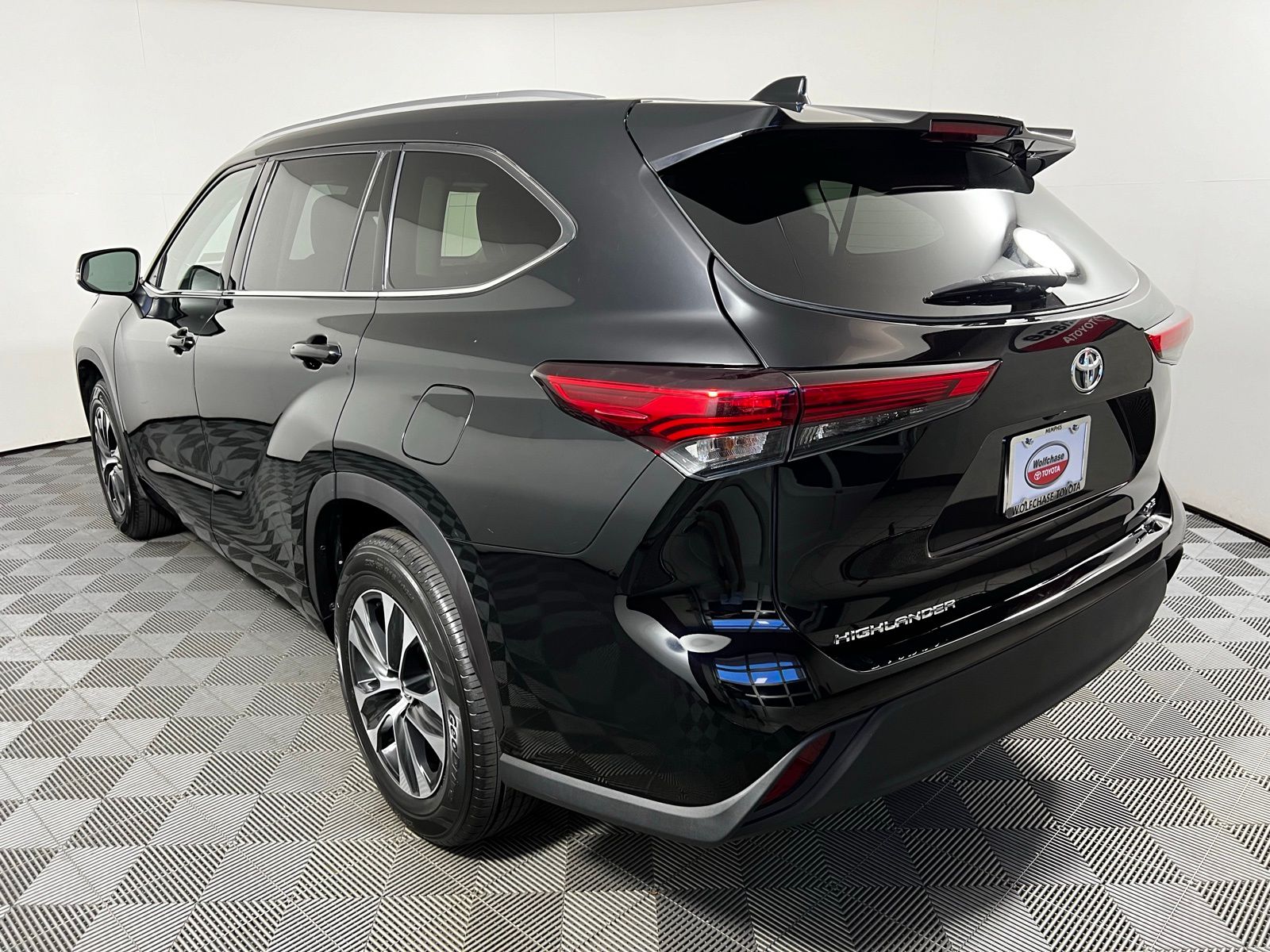 2020 Toyota Highlander XLE 7