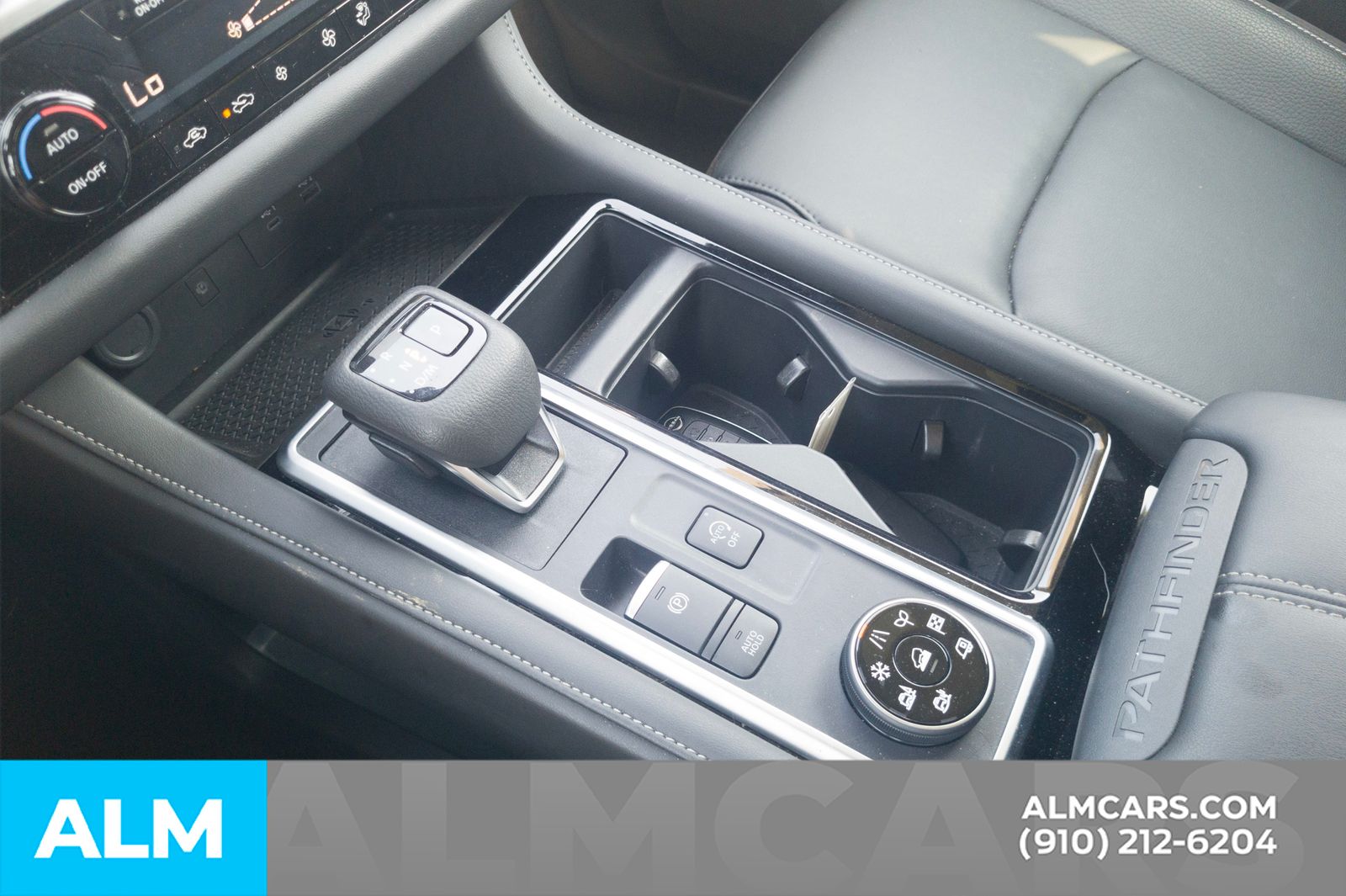 Used 2025 Super Black Nissan SL image 10