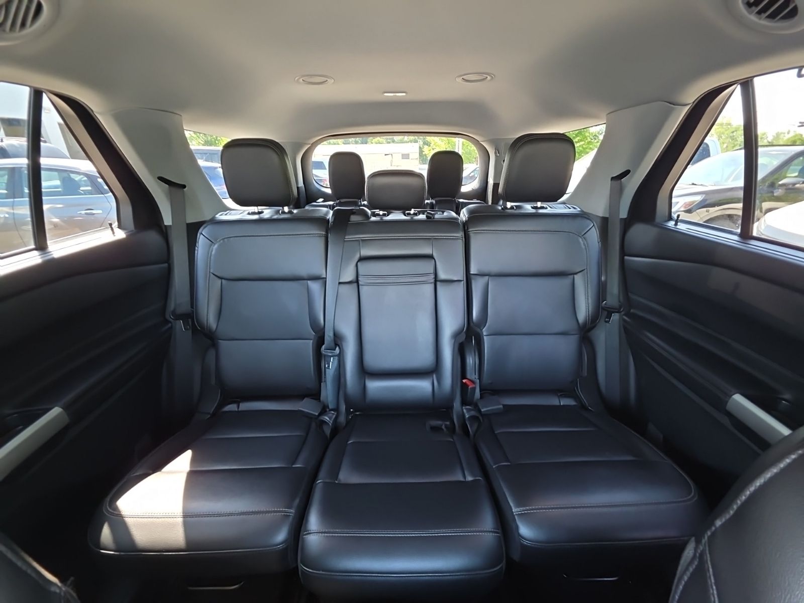 Used 2023 Silver Ford Limited image 37