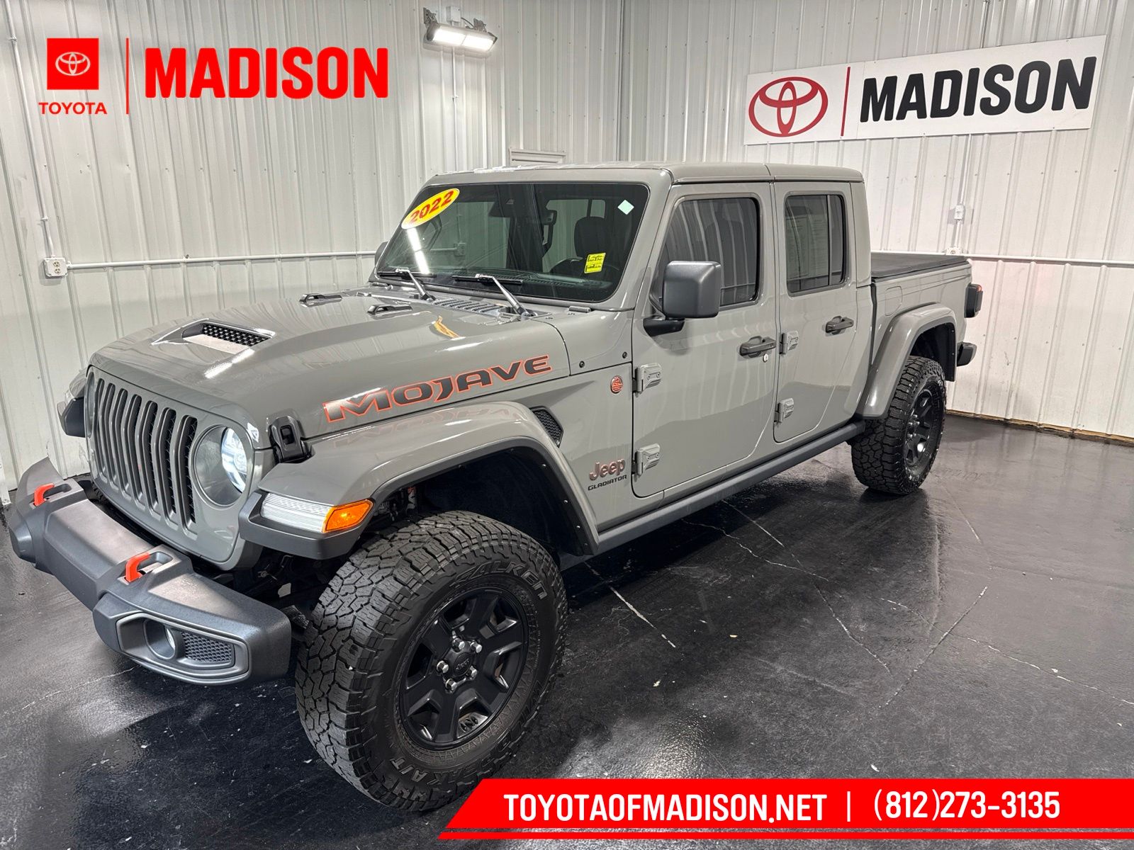 2022 Jeep Gladiator Mojave Crew Cab 4WD   
