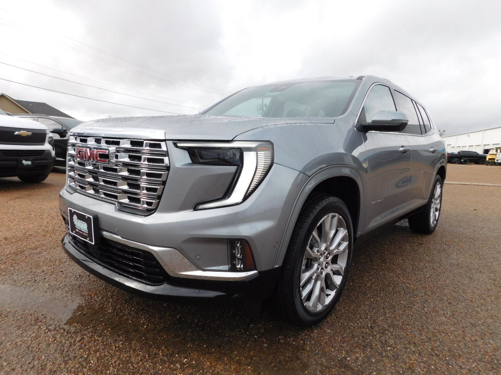 2024 GMC Acadia Denali 4