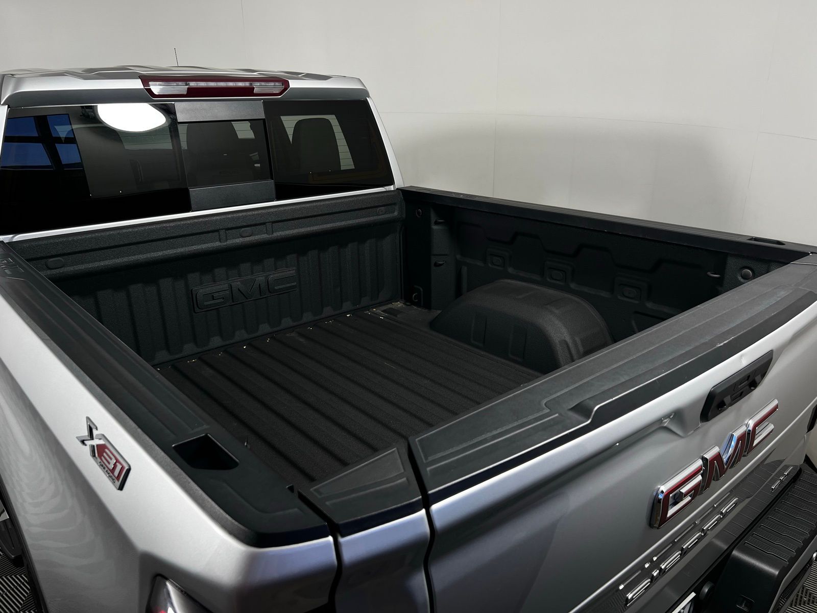 2022 GMC Sierra 1500 SLT 24