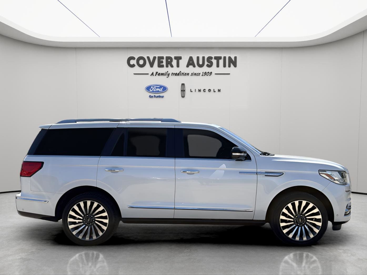 Used Car 2019 Lincoln Navigator  Reserve For Sale Under $35,000 In Austin, Texas
