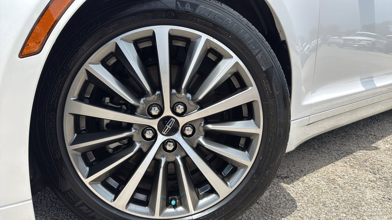 Used Car 2019 Lincoln Mkz  Standard For Sale Under $20,000 In Austin, Texas