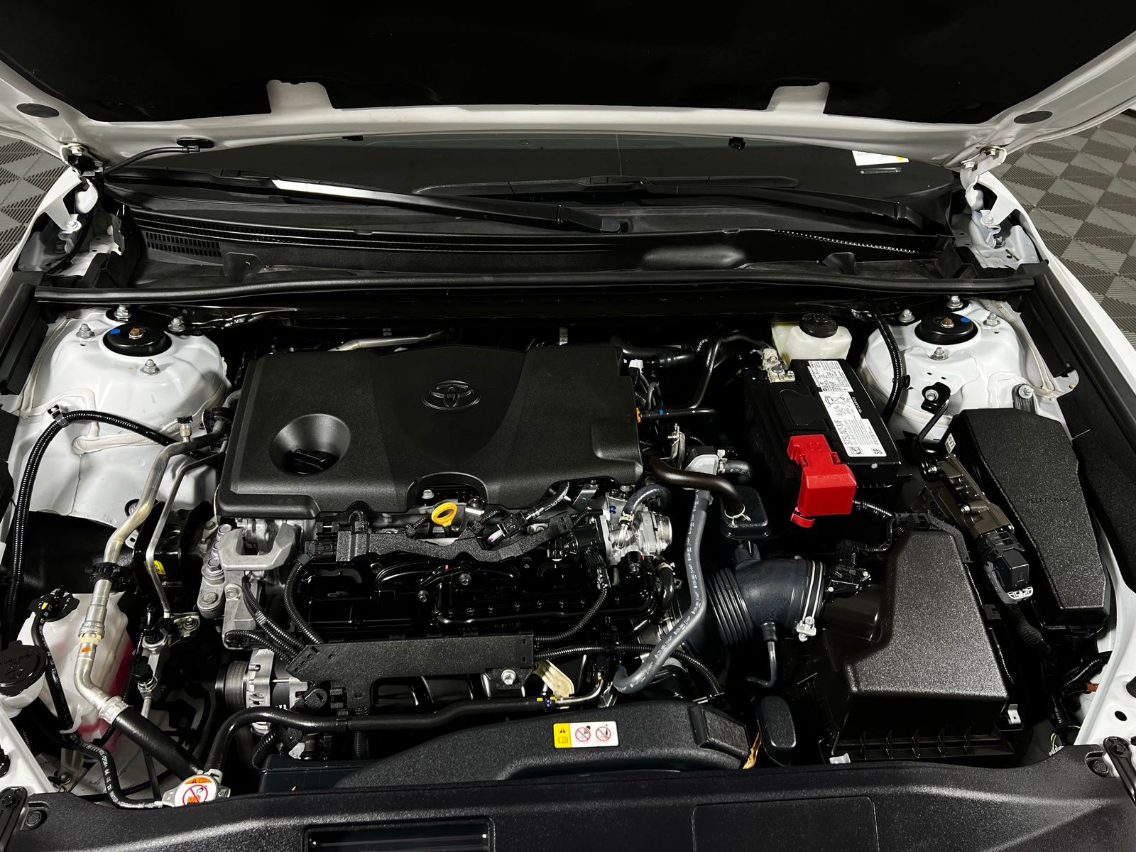 Thumbnail: 2024 Toyota Camry - 9