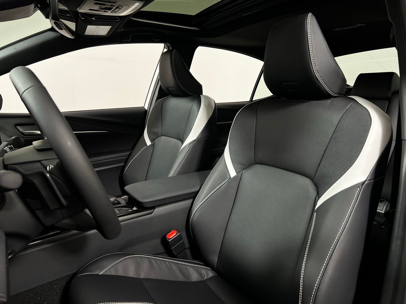 2025 Toyota Camry SE 10